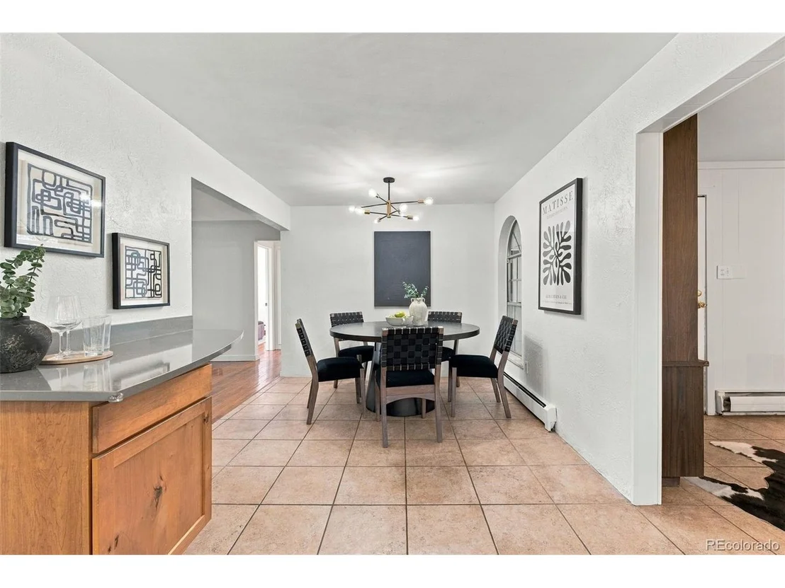 Photo of 4155 Jay St