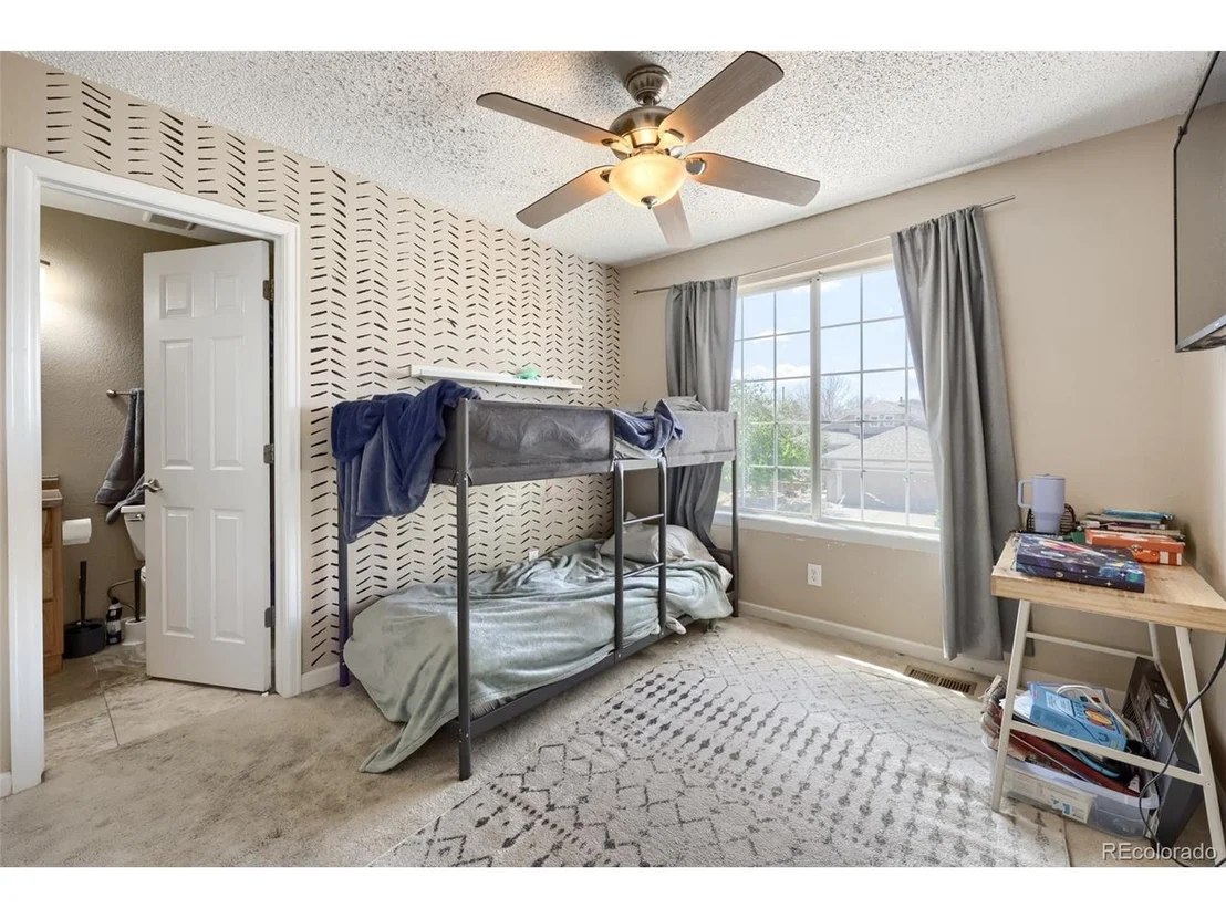 Photo of 8746 Cloverleaf Cir