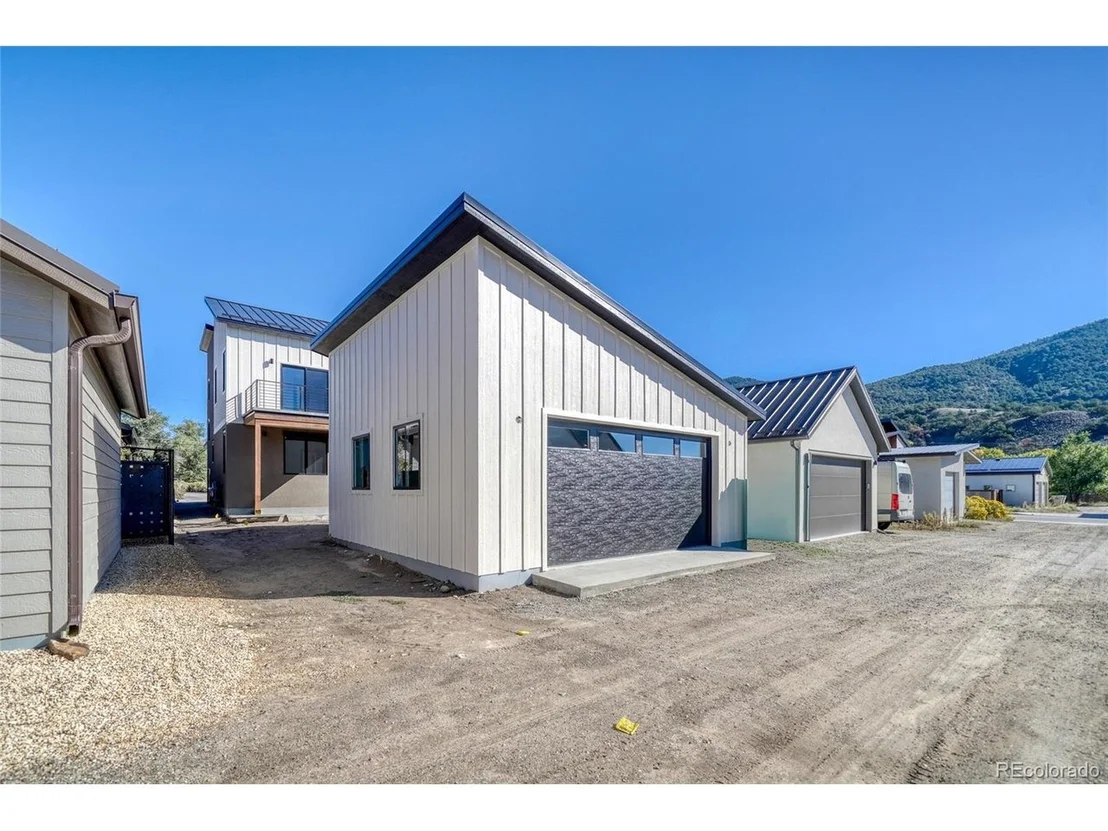 Photo of 326 Old Stage Rd