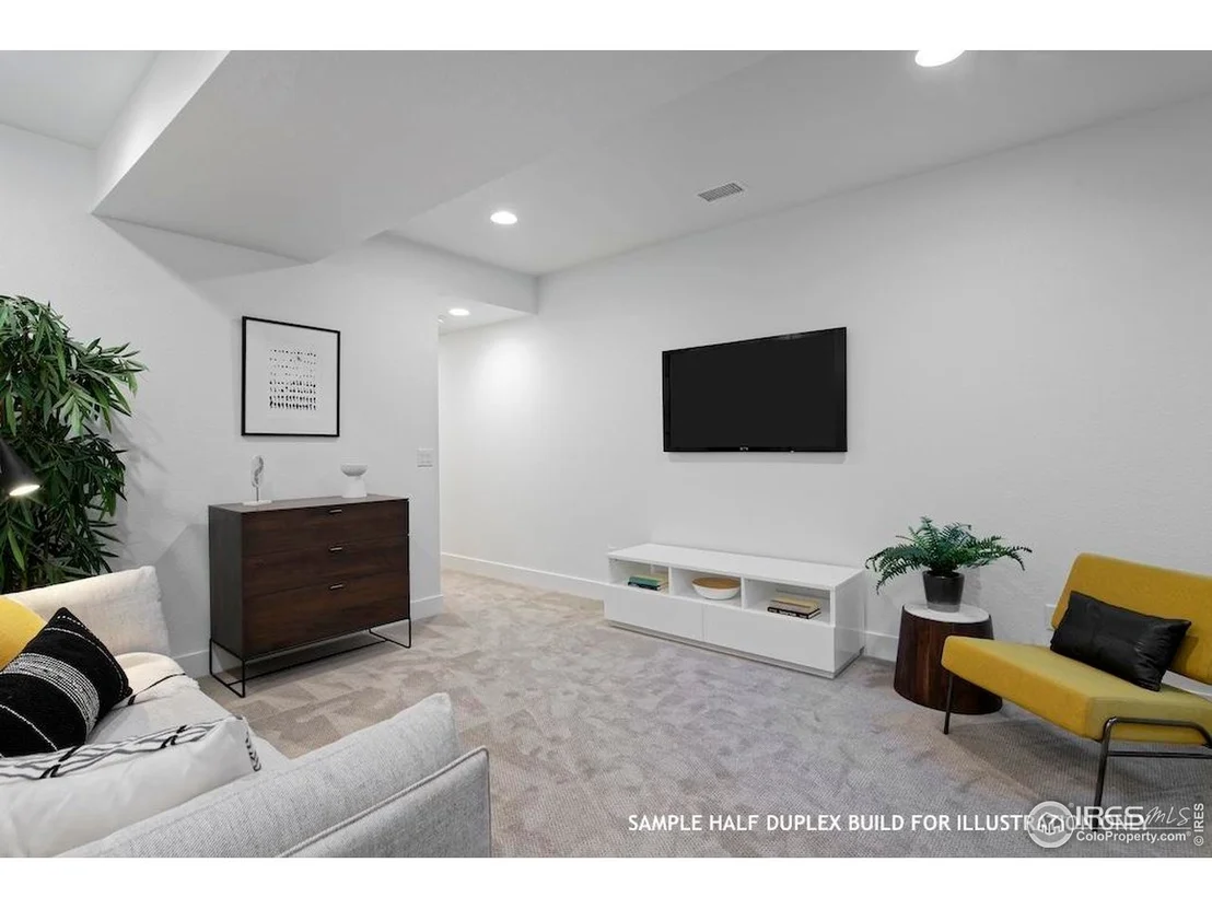 Photo of 444 Levi Ln