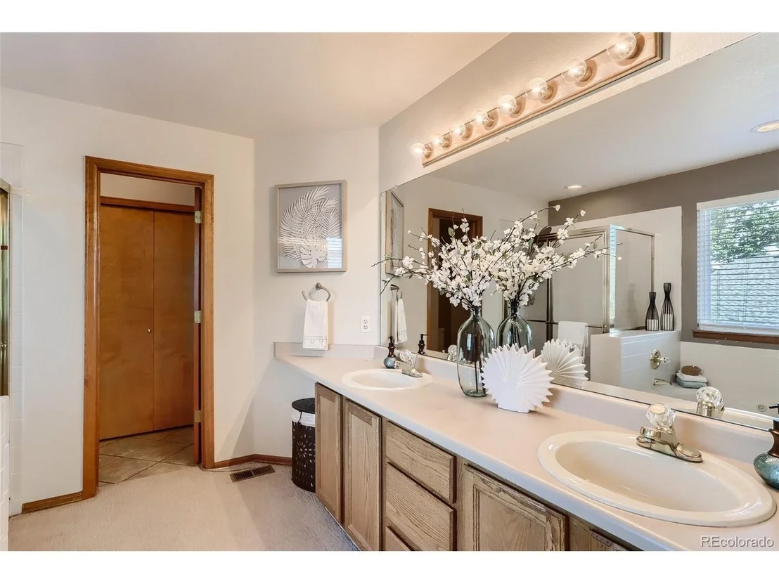 Photo of 6744 W 98th Cir
