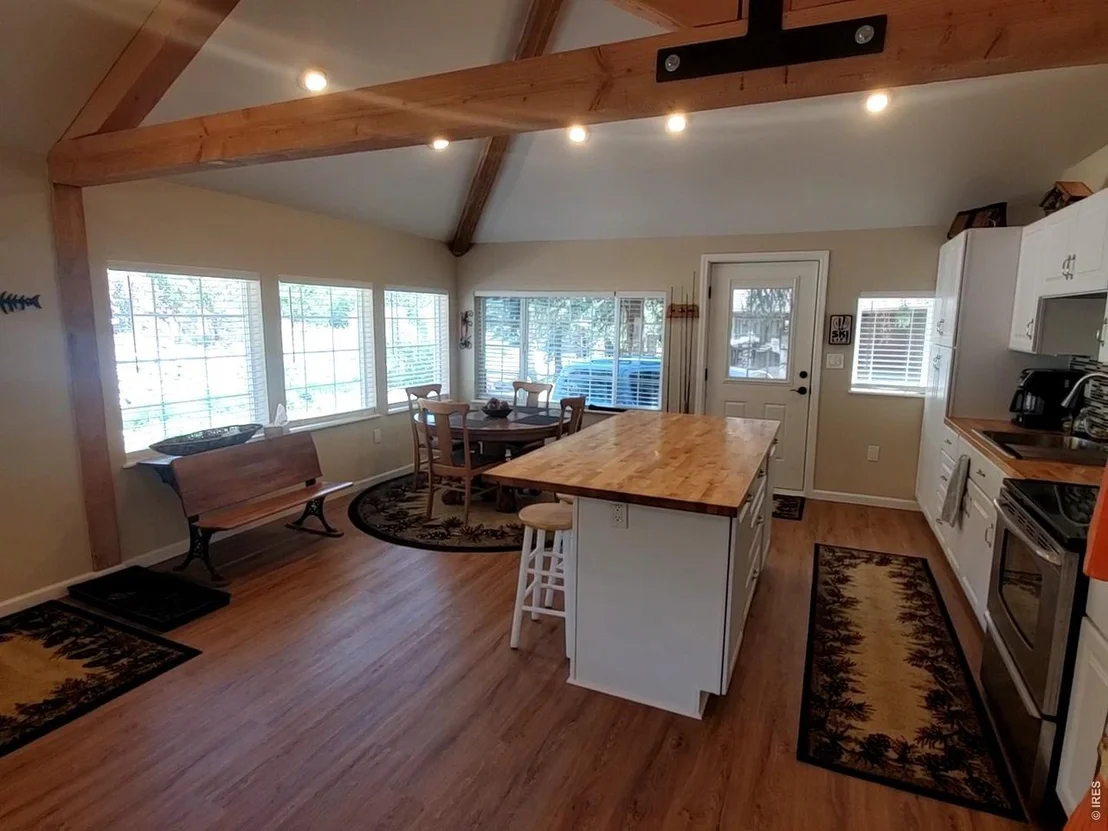 Photo of 42 Big Pine Ln