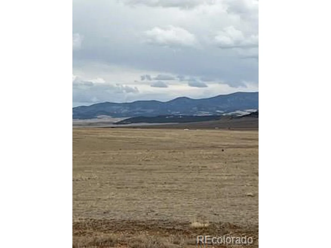 Photo of 5251 Summit Rd