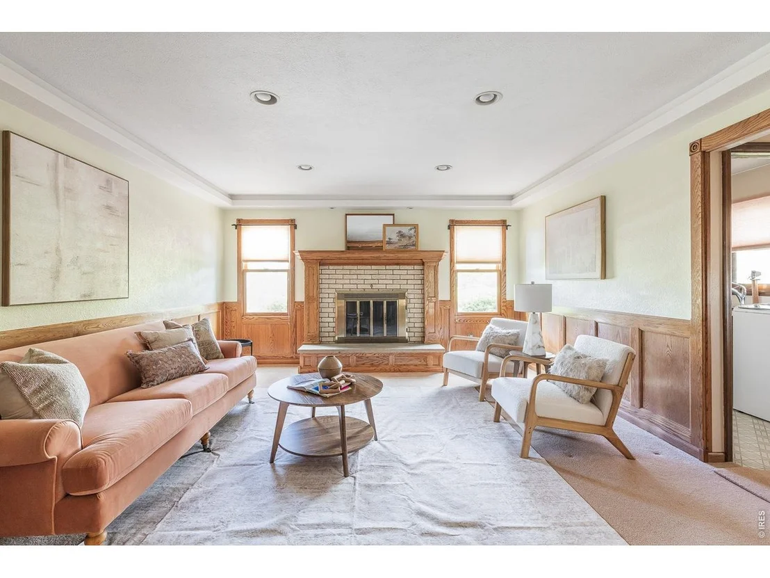 Photo of 6686 Apache Ct