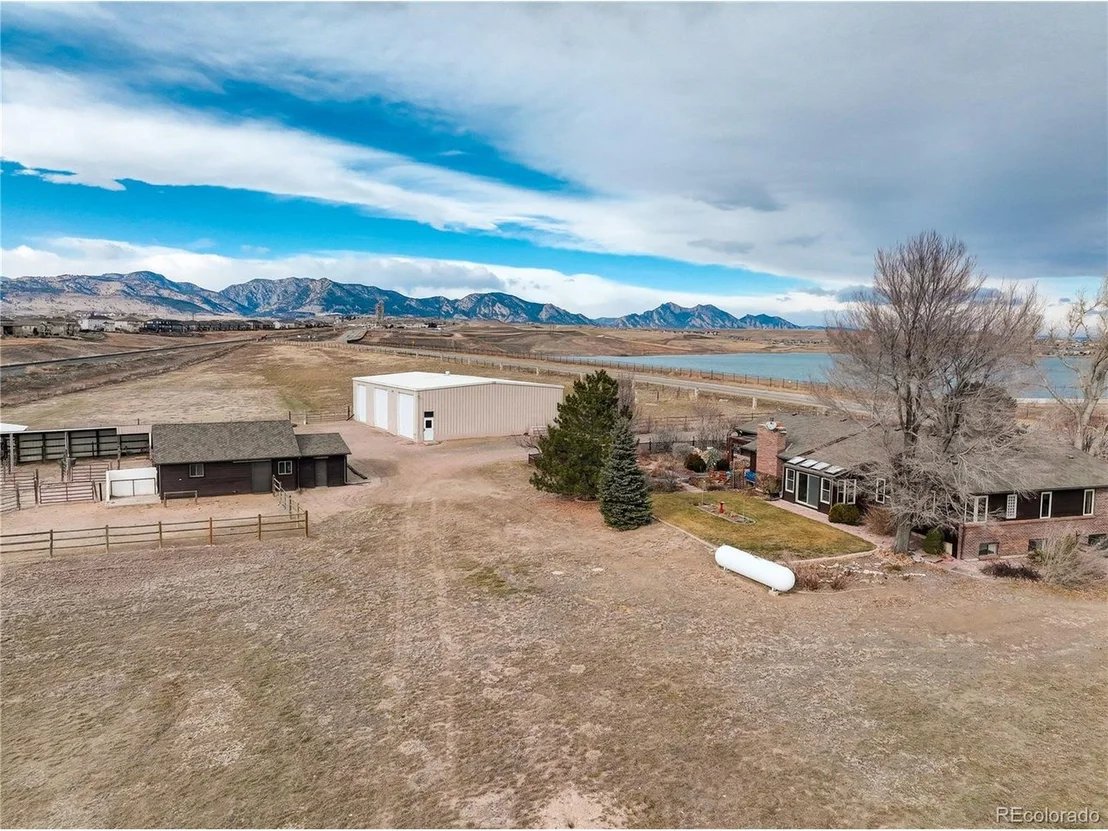Photo of 15650 Highway 72
