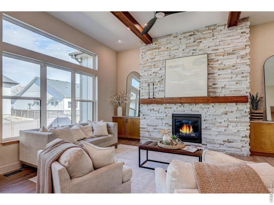 Photo of 1298 Burt Ave