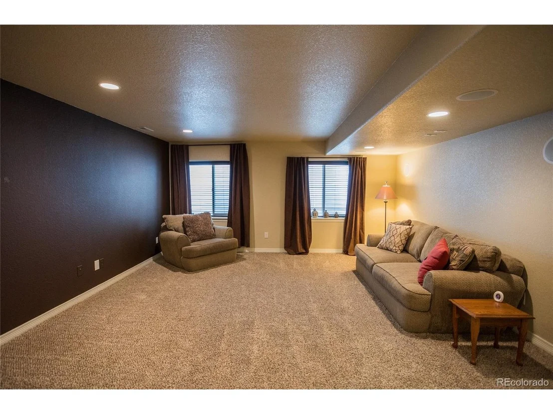 Photo of 10370 Mt Lincoln Dr
