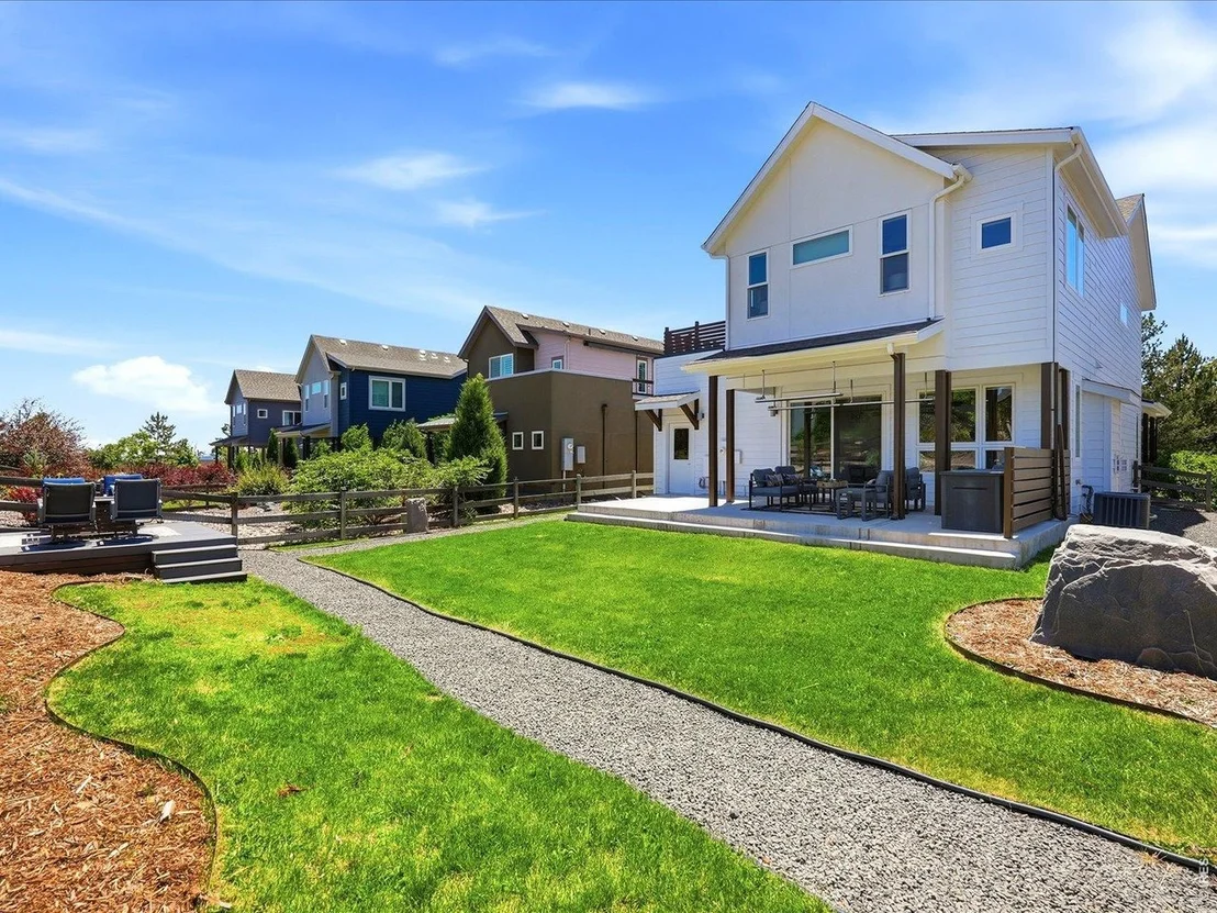 Photo of 835 Yellow Pine Ave