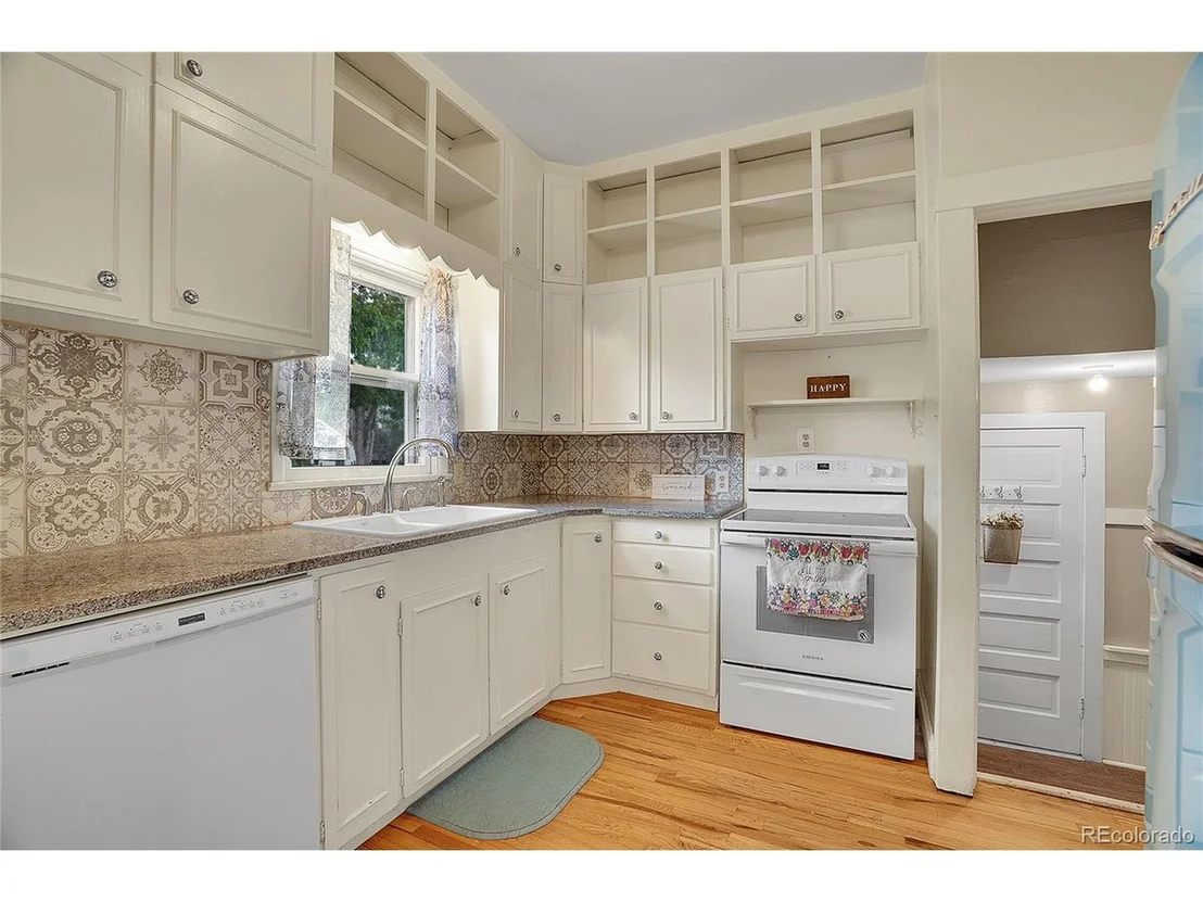 Photo of 1802 14th Ave