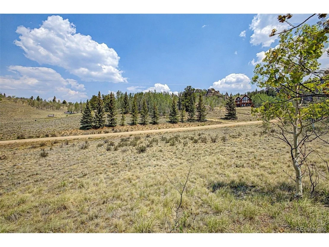 Photo of 360 Palomino Dr