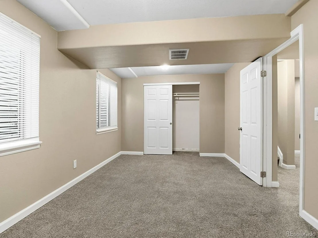 Photo of 16136 E Exposition Dr