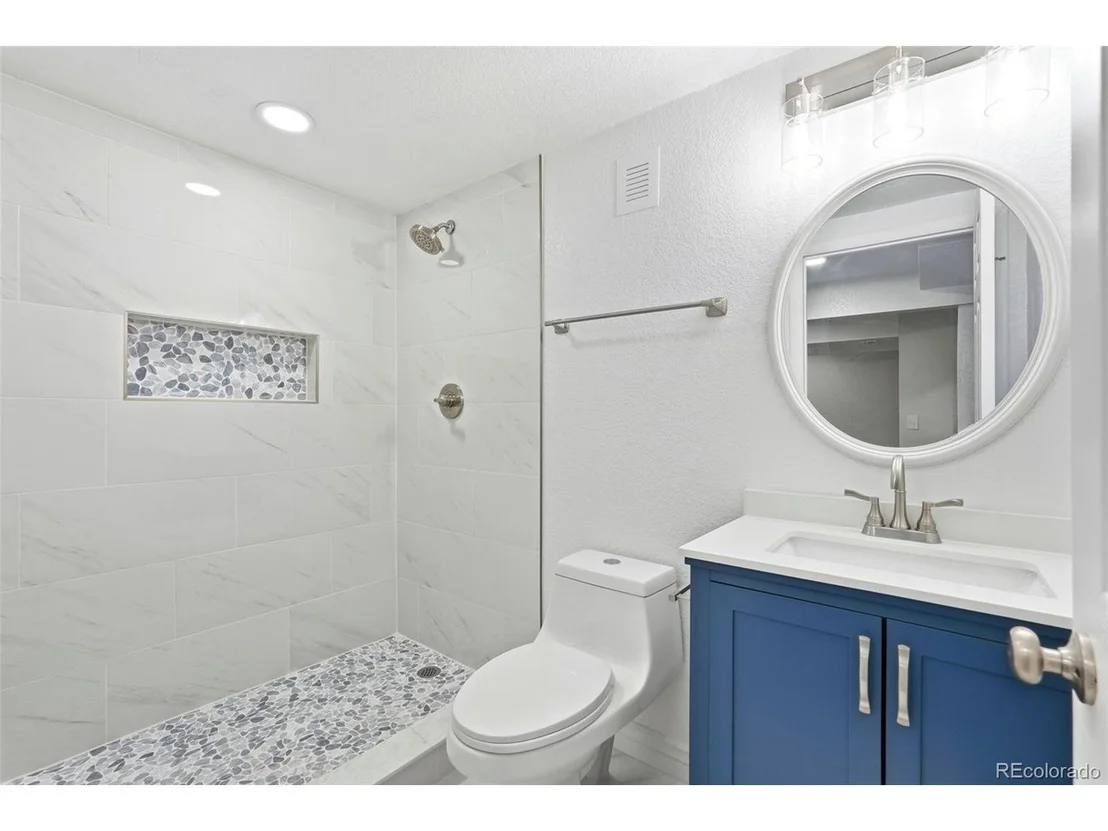 Photo of 8496 Quay Drive