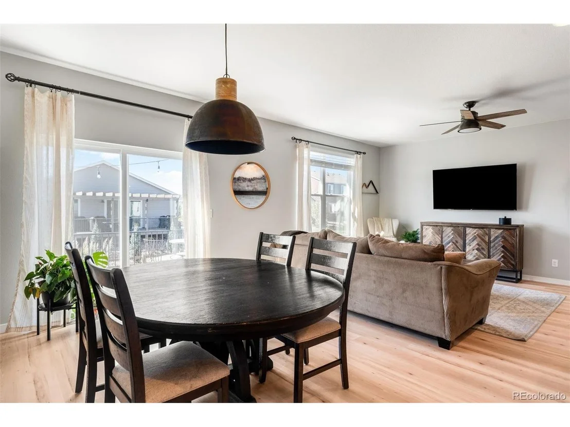 Photo of 353 Mount Rainier St