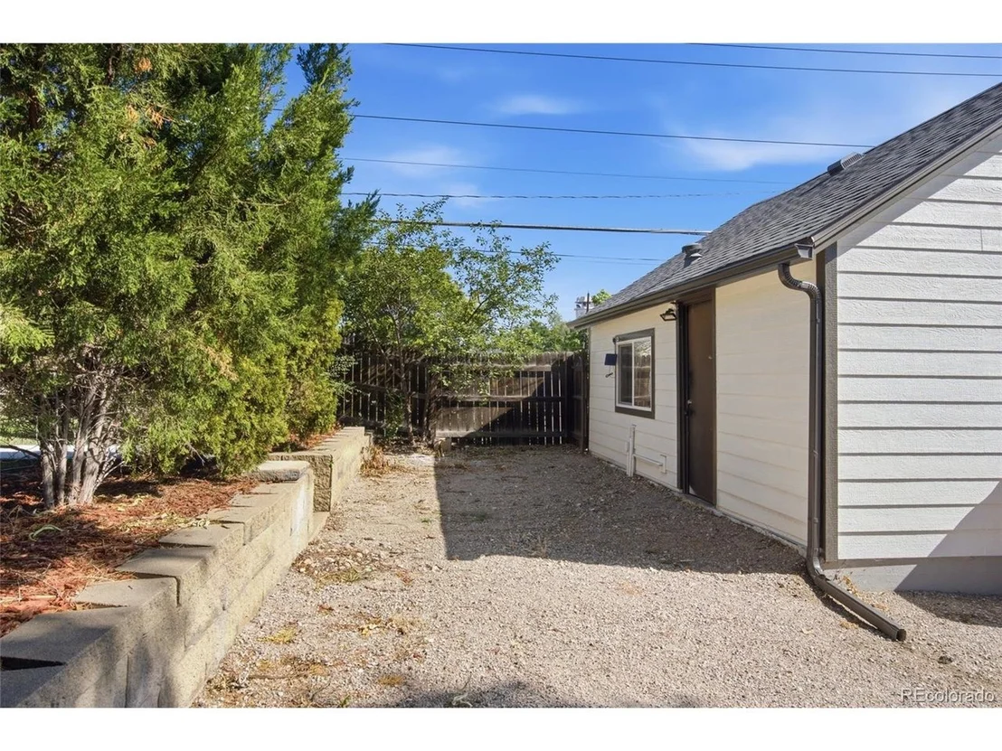 Photo of 4992 Bryant St