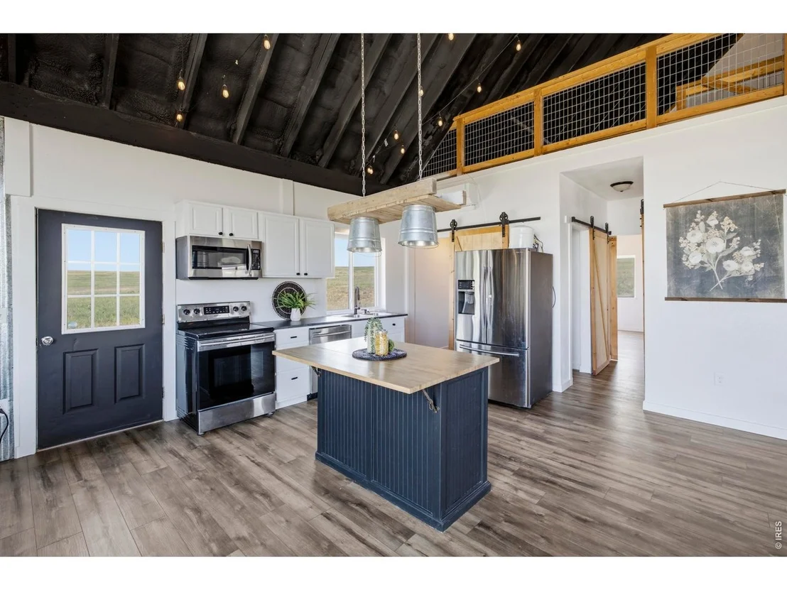 Photo of 52990 County Road 17