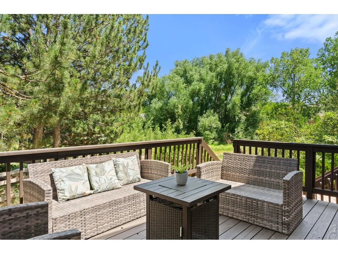 Photo of 339 Lodgewood Pt