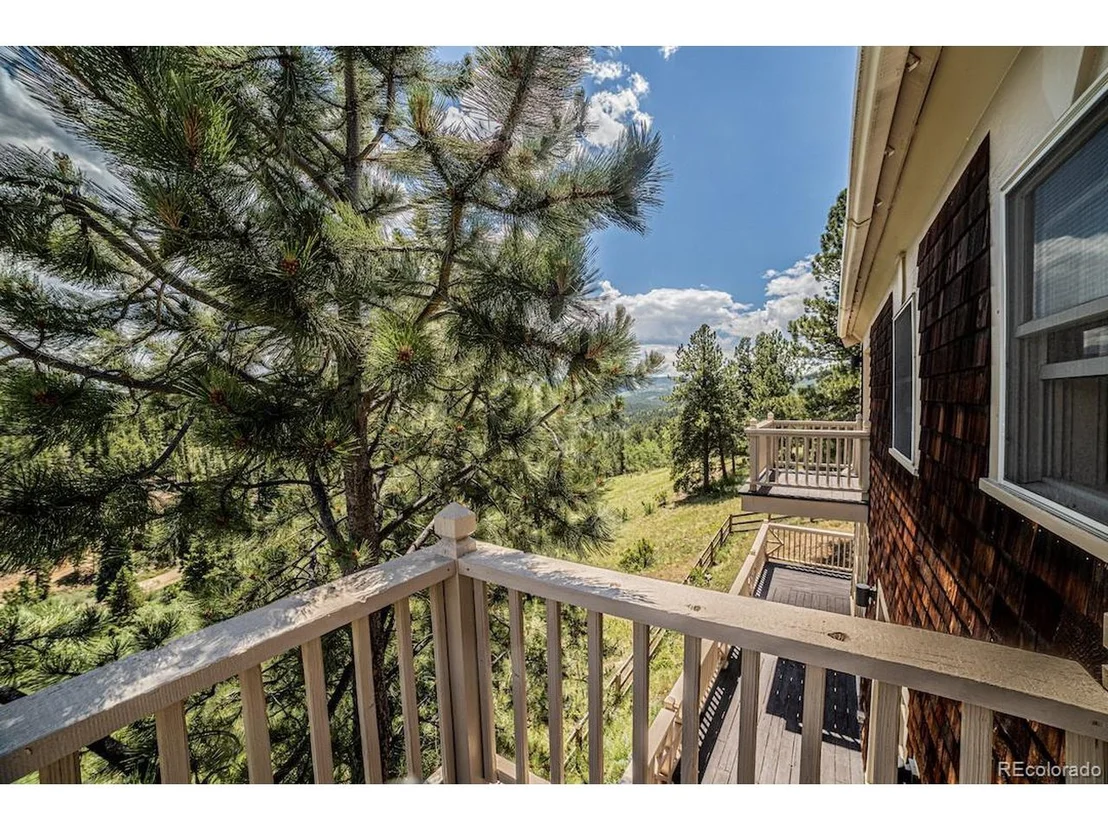 Photo of 160 Foxtail Cir