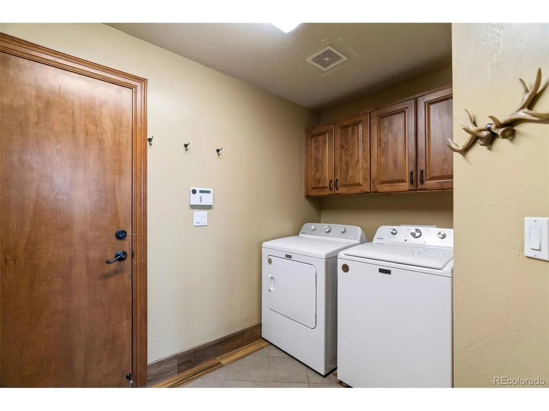 Photo of 47375 Conifer Cir