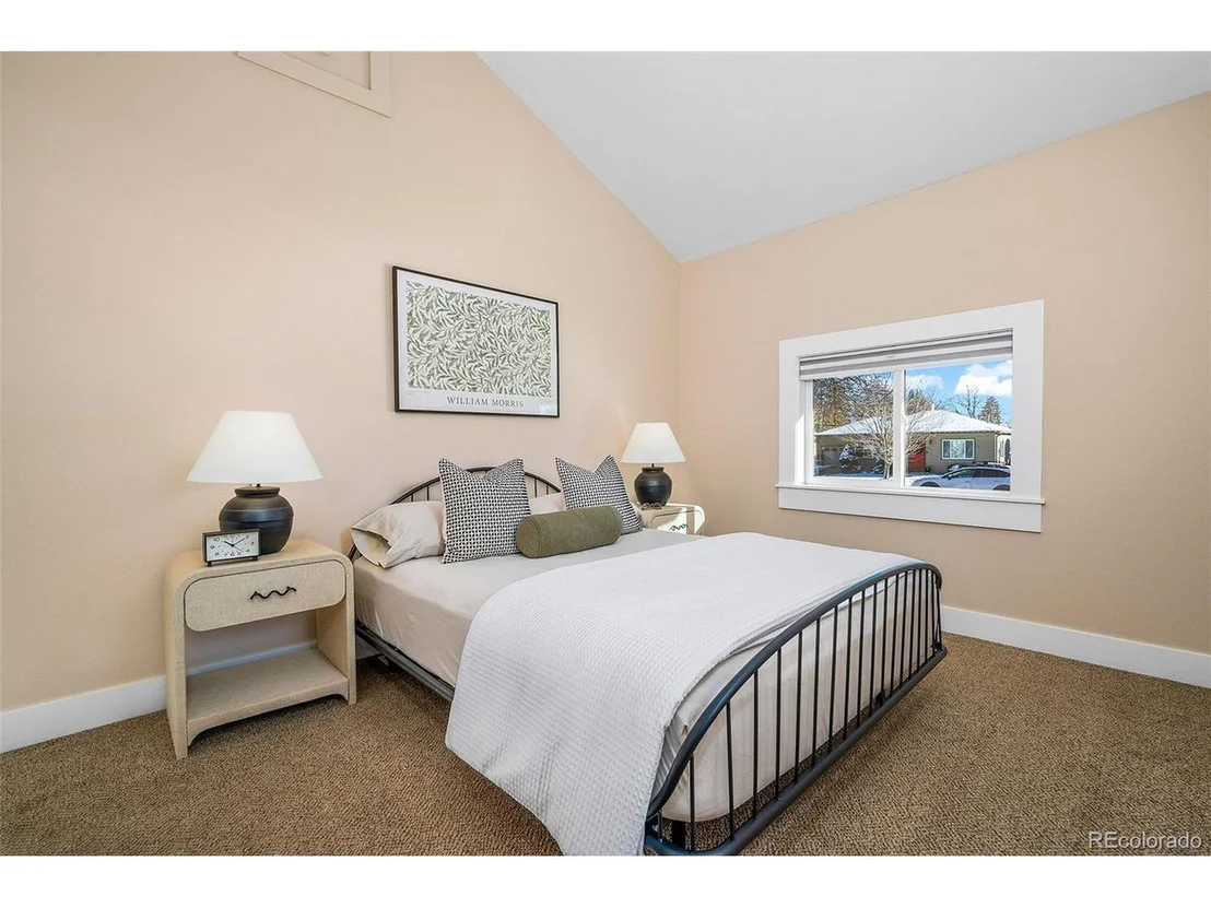 Photo of 5123 Bryant St