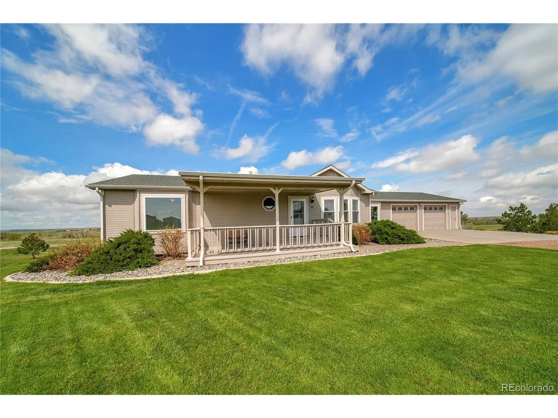 Photo of 445 S County Road 137