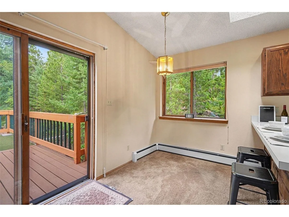 Photo of 10605 Crystal Dr