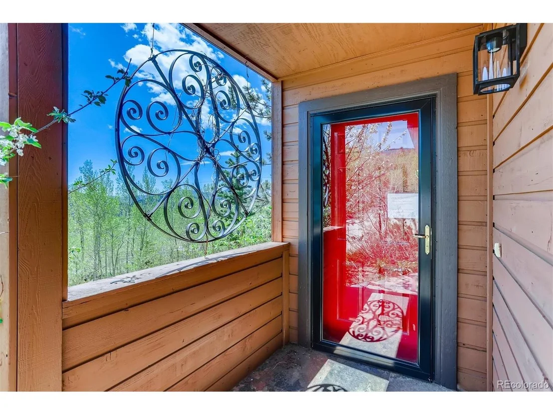 Photo of 25 Lake View Dr