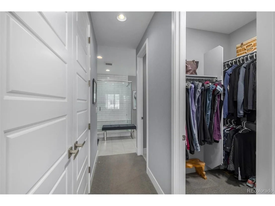 Photo of 6680 Morrison Dr