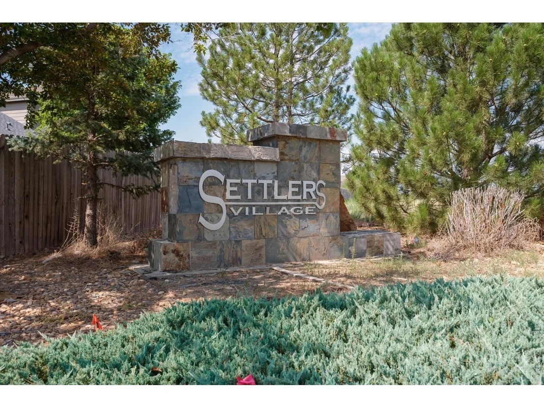 Photo of 1933 Sunset Cir