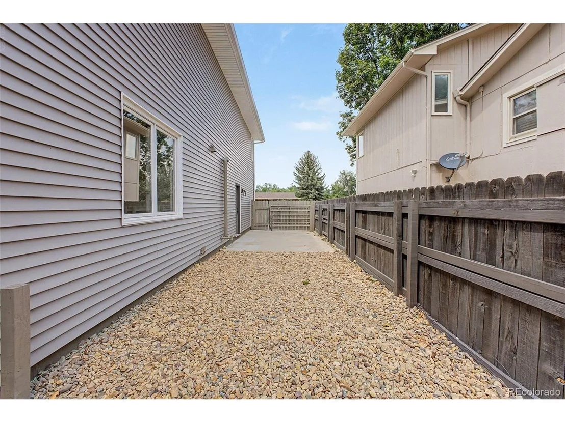 Photo of 2823 Humboldt Cir