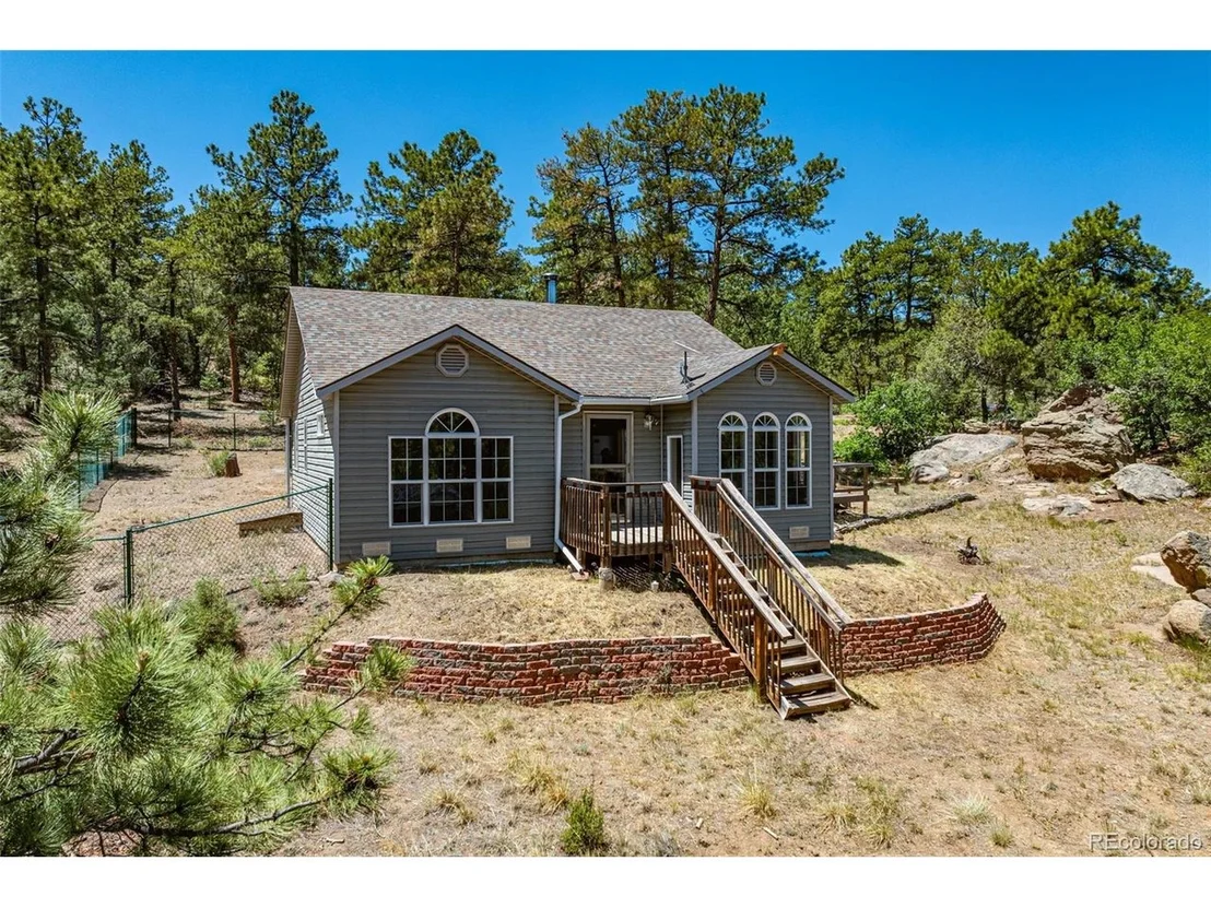Photo of 632 Nels Dr