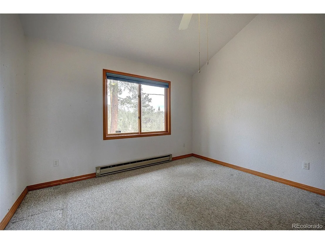 Photo of 1102 Hitchrack Rd