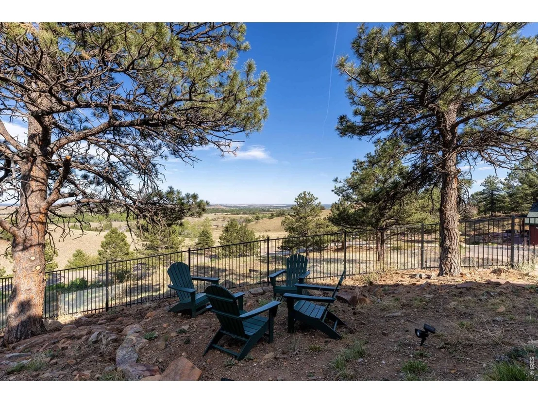 Photo of 8563 Middle Fork Rd