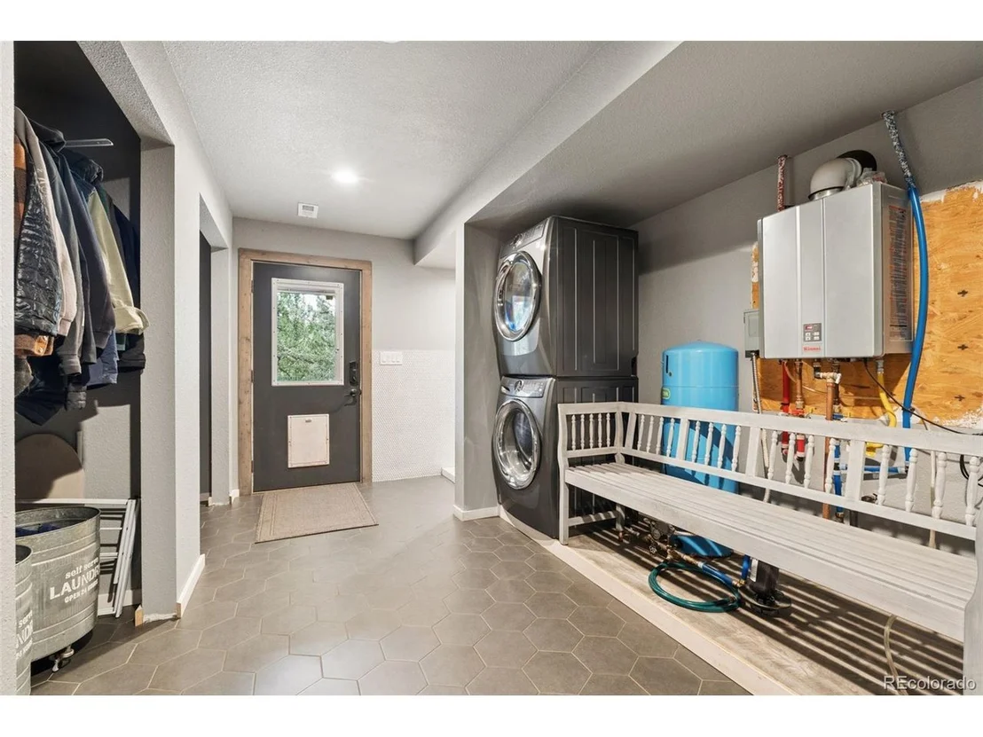Photo of 265 Blue Spruce Dr