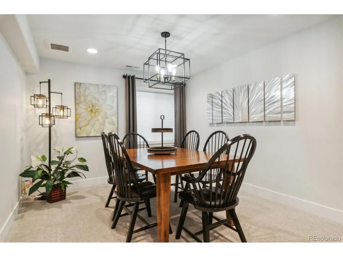 Photo of 1395 Foxtail Dr
