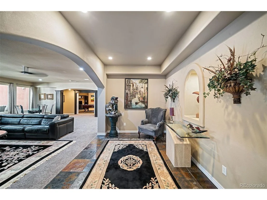 Photo of 1399 Gore Cir