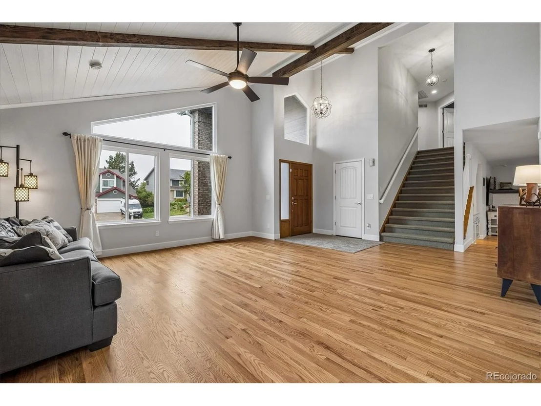 Photo of 1344 Shadow Mountain Dr