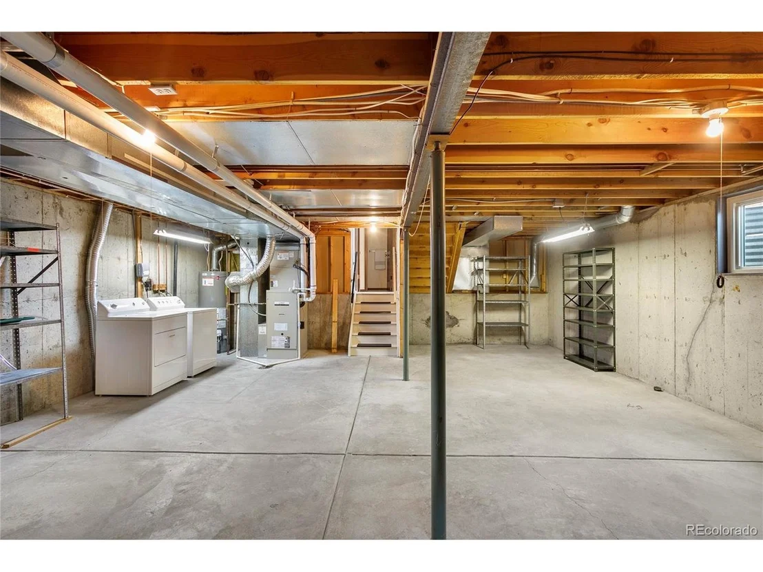 Photo of 572 Blackhawk Rd