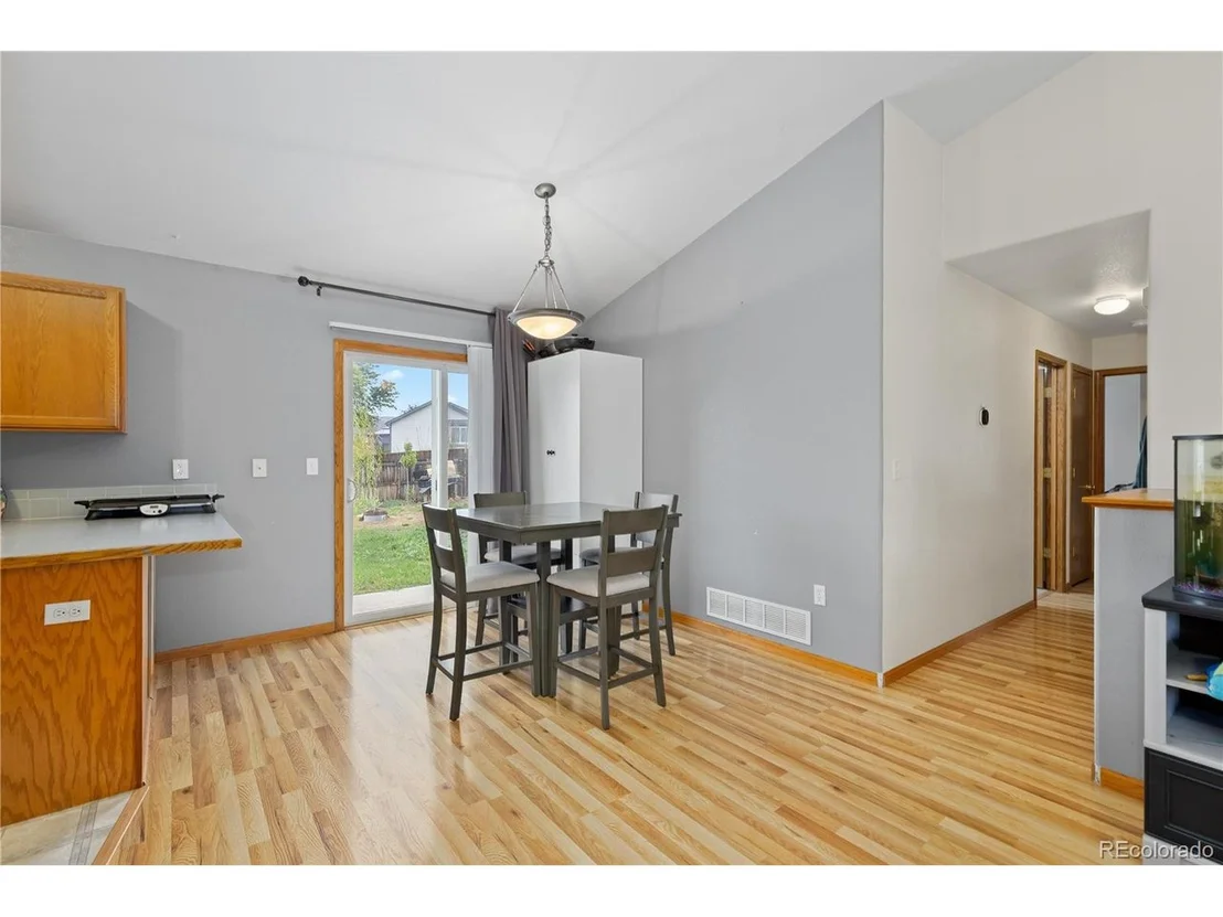 Photo of 1829 Chesapeake Cir