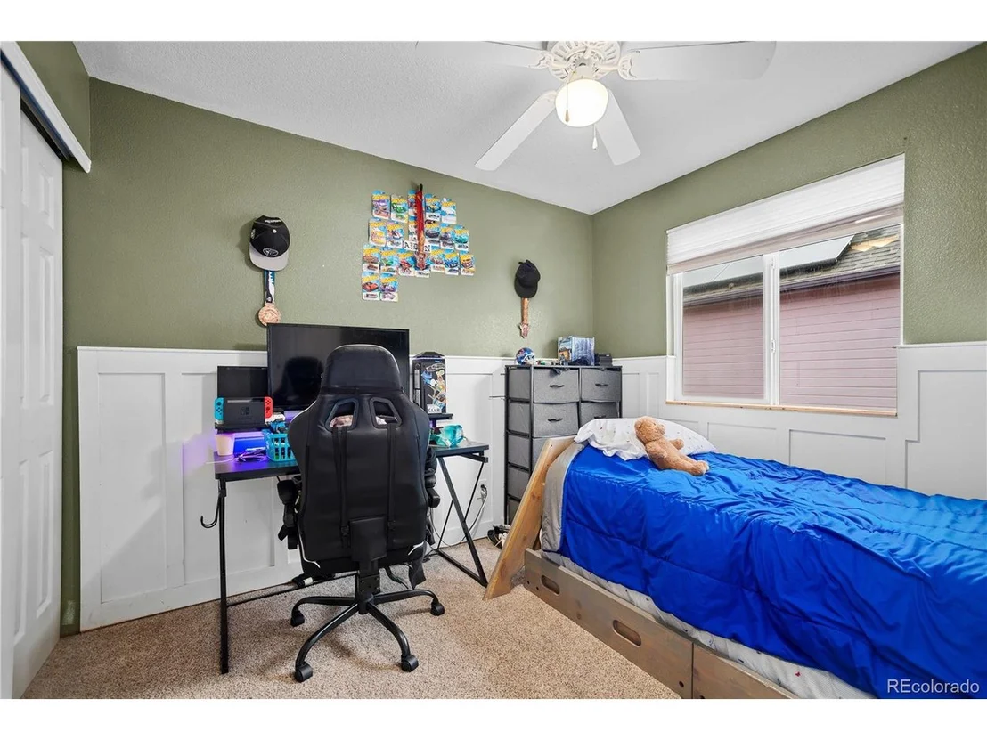 Photo of 6139 Shamrock Cir