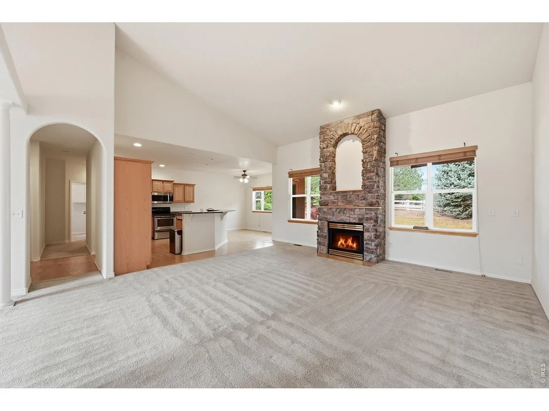 Photo of 6937 Saddleback Ave