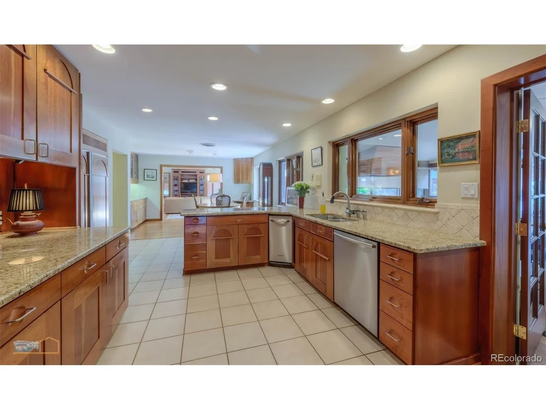 Photo of 1921 Panorama Cir