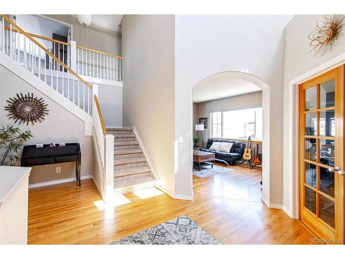 Photo of 1127 Wyndemere Cir