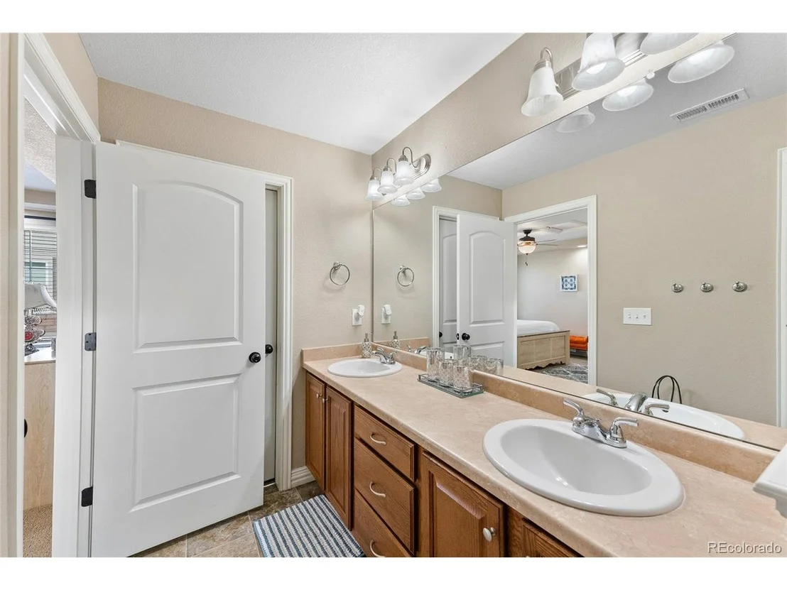 Photo of 4855 Saddlewood Cir