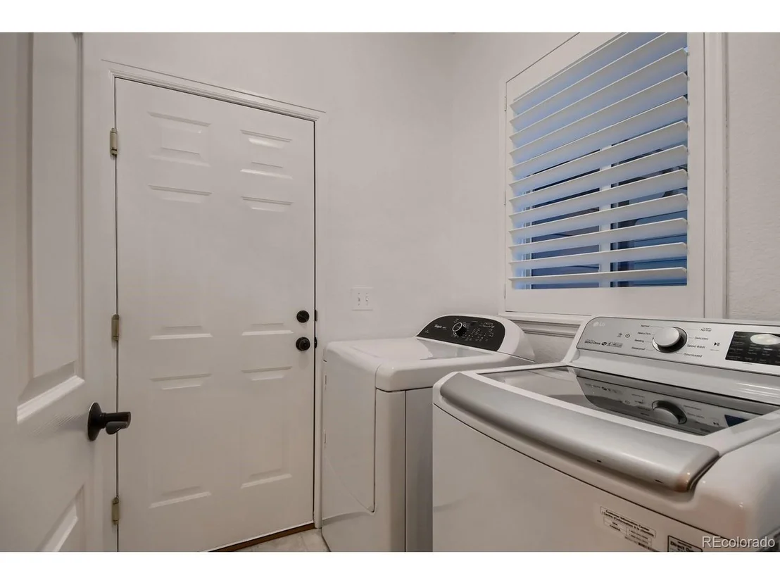Photo of 730 Mathews Cir