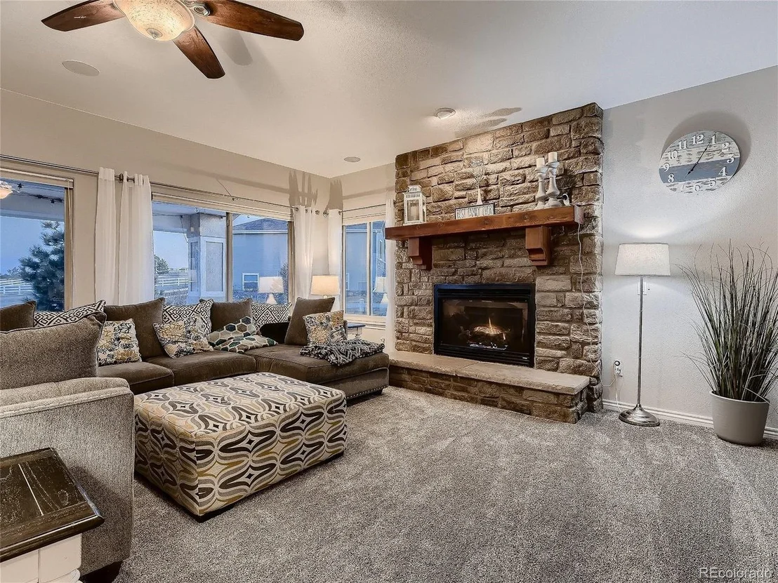 Photo of 41170 Round Hill Cir