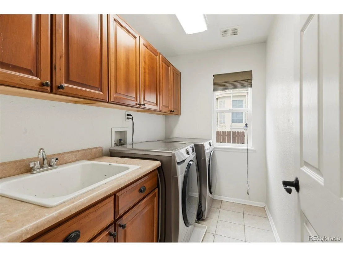 Photo of 453 Oxbow Dr