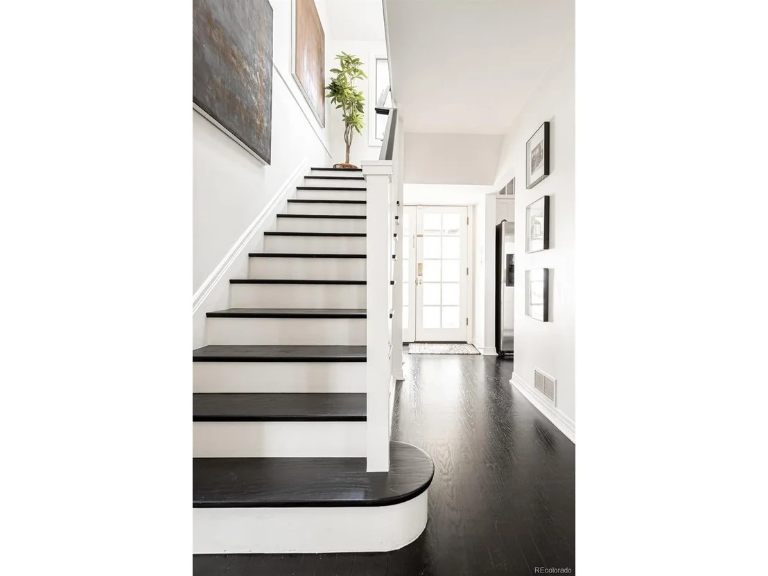 Photo of 457 Elm St
