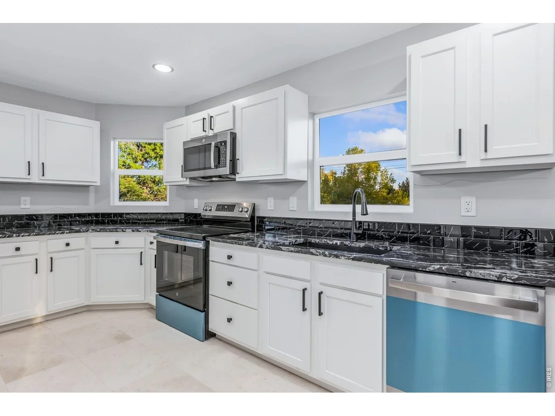 Photo of 1950 Montview Dr