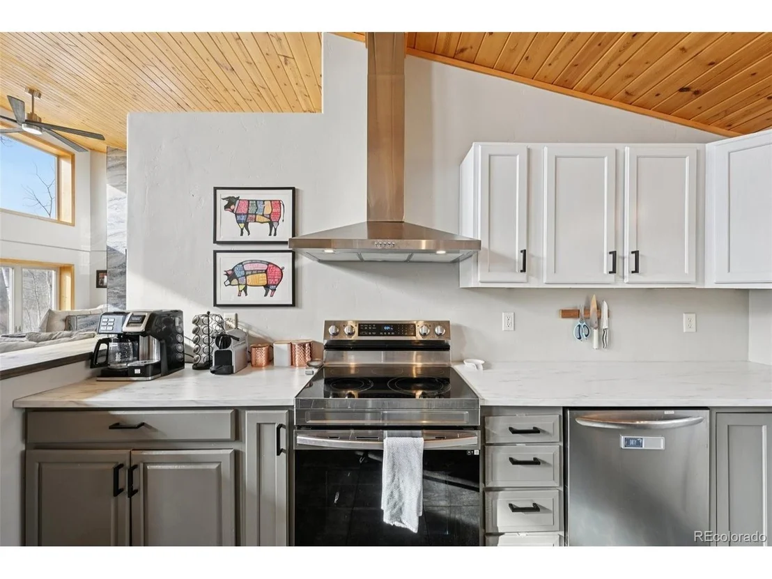 Photo of 1499 Sheep Ridge Rd