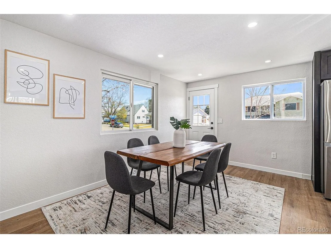 Photo of 6711 Field St